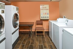 Interior - Americas Best Value Inn (Rawlins)