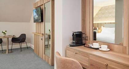 Bunratty Castle Hotel & Leisure Club, BW Premier Collection