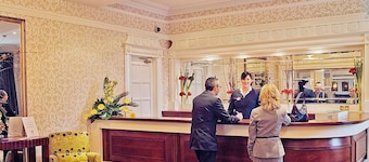 Bunratty Castle Hotel & Leisure Club, BW Premier Collection