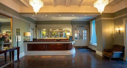 Bunratty Castle Hotel & Leisure Club, BW Premier Collection