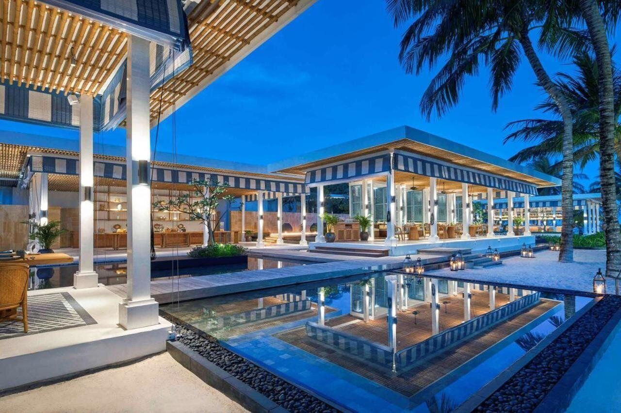 Hồ bơi ngoài trời 