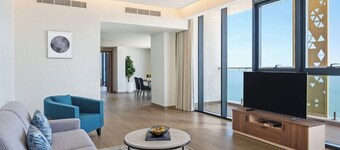 Beach Bay Hotel Mirfa, Edge by Rotana