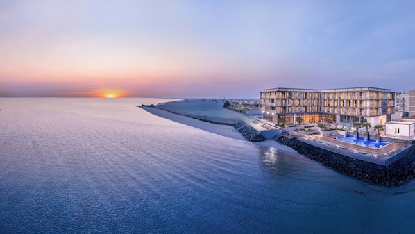 Exterior - Beach Bay Hotel Mirfa, Edge by Rotana (Al Mirfa)