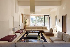 Living area - Fenix Hotel (Glyfada)