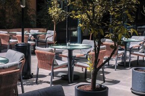 Outdoor dining - Longue Vie Hotel Marrakech (Marrakech)