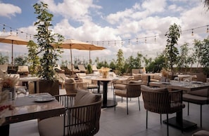 Outdoor dining - Longue Vie Hotel Marrakech (Marrakech)