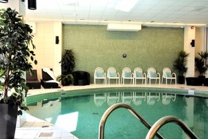 Piscina interna, piscina externa
