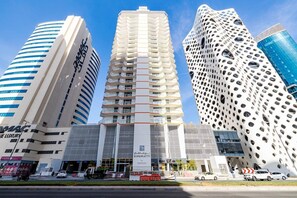 Exterior - Unlock Waterfront Edge Business bay (Dubai)
