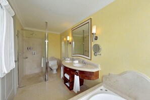 Bathroom - Joia Bavaro by Iberostar - Adults Only (Punta Cana)