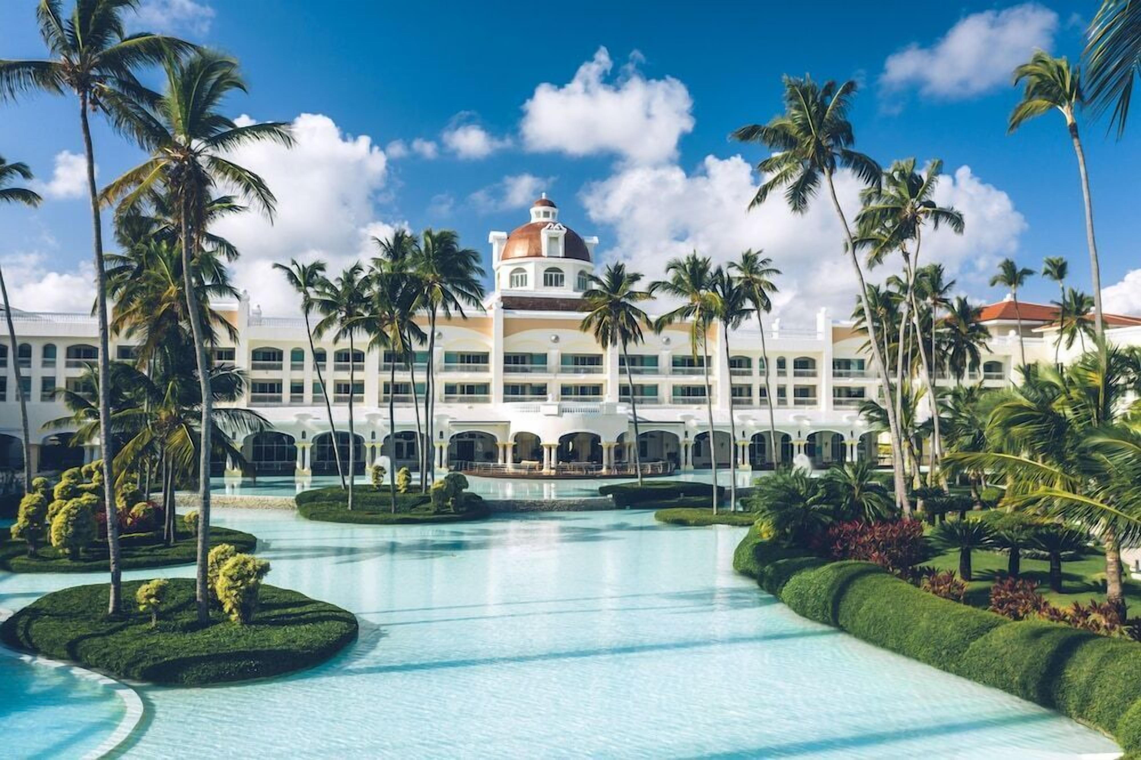 Esterni