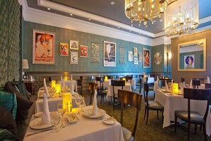 Dining - Sandals Emerald Bay (Rokers Point)