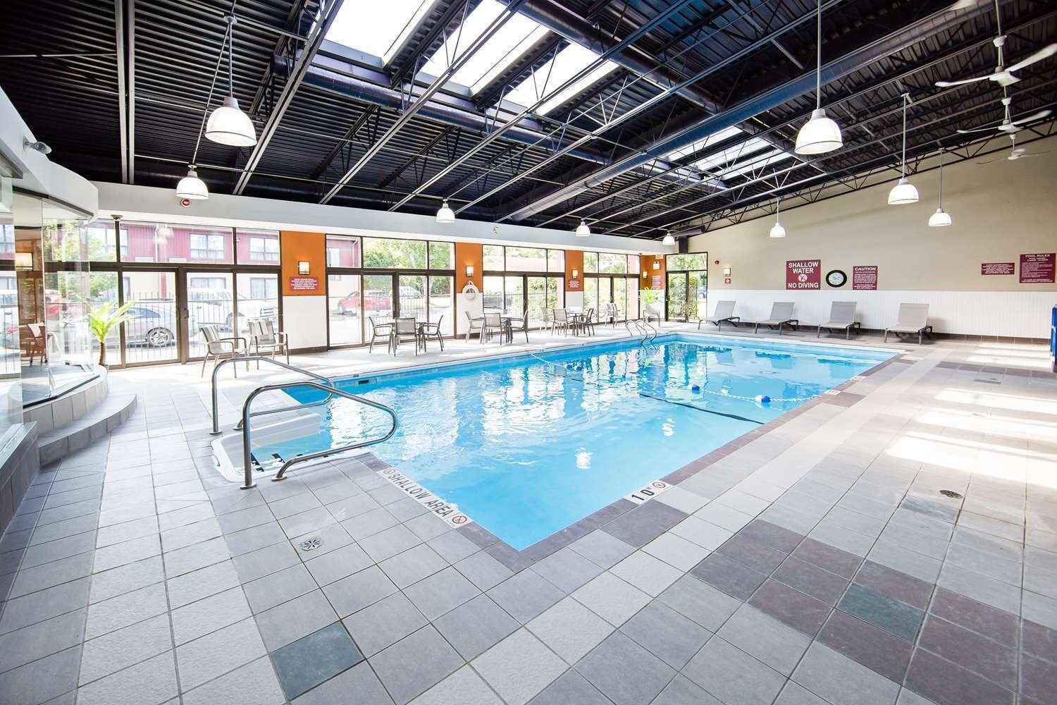 Indoor pool, outdoor pool