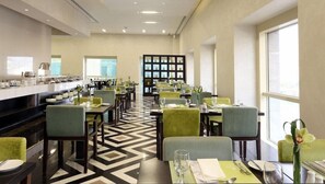 Dining - The Tower Plaza Hotel Dubai (Dubai)