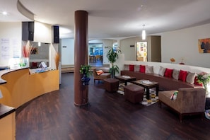 Lobby - Val Hotel (La Valette-du-Var)