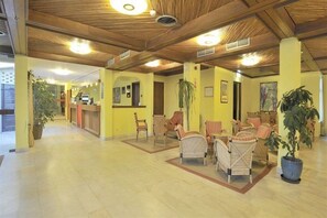 Lobby - Alvor Atlantico Beach Aparthotel (Portimão)