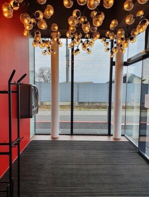 Interior - Amedia Express Graz Airport Trademark Collection by Wyndham (Feldkirchen bei Graz)