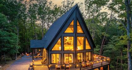Stunning, Brand New Chalet in Massanutten, Sleeps 16