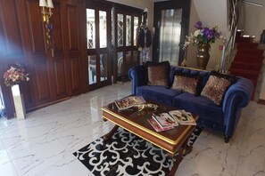 Lobby - Hotel Daphne (Istanbul)