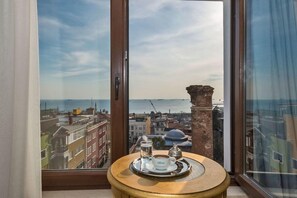 Interior - Hotel Daphne (Istanbul)
