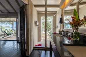 Interior - Cocobay Resort (Valley Church)