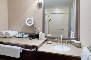 Bathroom - Hilton Saint John (Saint John)