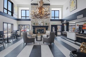 Lobby - Wingate by Wyndham Elko (Elko)