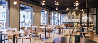 Comfort Hotel Victoria Floro