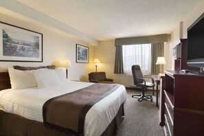 Room - Red Roof Plus Vancouver Airport (Richmond)