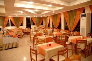 Dining - Admiral Argassi (Zakynthos)
