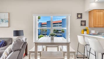 Condo, Multiple Beds (Skyline of Madeira 306) | Living area
