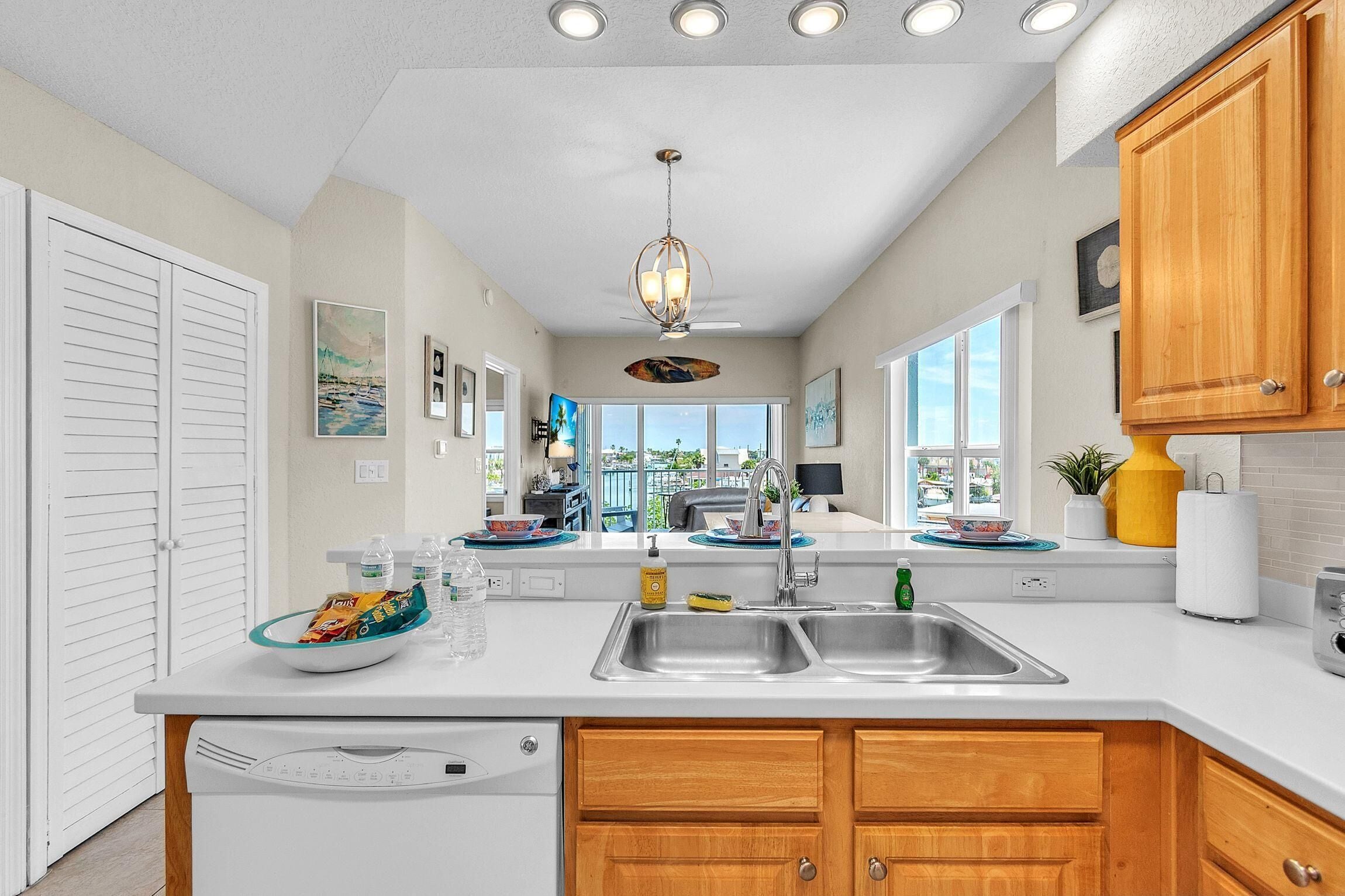 Condo, Multiple Beds (Skyline of Madeira 306) | Private kitchen