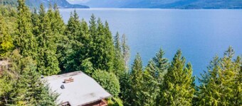 Lake View 3-Bed Retreat by Ainsworth Hot Springs