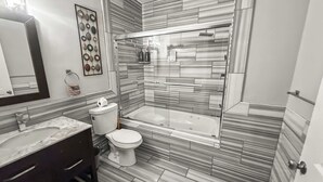 Unclassified image, 3 of 11, button - Sleek Studio near The Fillmore | NoLibs | Sleeps 2 (Philadelphia)