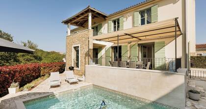 Villa Morgan – Villa de luxe avec piscine chauffée près de Buje