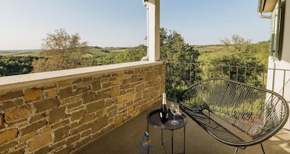 Villa Morgan – Luxury Villa with Heated Pool near Buje