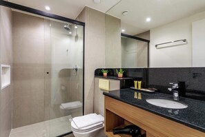 Shower, hair dryer, shampoo - #VD1226 | Cyclinn Berrini Chacara Sto Antonio (Berrini)