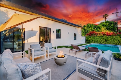Private Pool Oasis • Bright 3BR Getaway