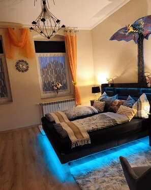 2 Schlafzimmer, Schreibtisch, WLAN, Bettwäsche