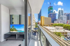Interior - 501 First - Brand-New Luxury Studio & Rooftop Pool (Miami)