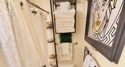 THE VILLAGE TEMPLE: 2BR-1BA, 2-Blocks from Trains in BK w/ AC, Office & Fitness!