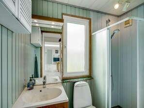 Bathroom - "Joosua" - 975m from the sea by Interhome (Løkken)