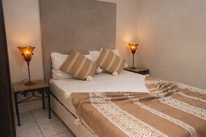 Room - RIAD ATLAS MARRAKECH near medina, with 3 swimming pools (Marrakech)