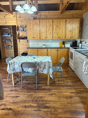 Private kitchen - Cozy cabin (Ignace)