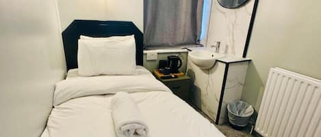 Iron/ironing board, free WiFi