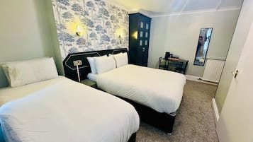 Deluxe driepersoonskamer | Een strijkplank/strijkijzer, gratis wifi