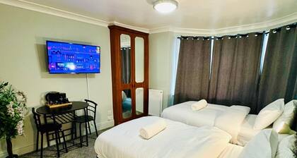 The Kirkdale Hotel