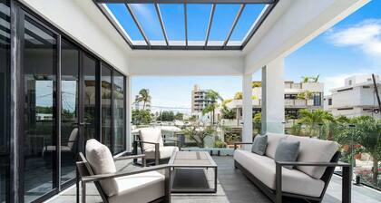 Modern Villa - Private Pool & Rooftop Terrace