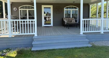 The Horizon House- Entire house only a few minutes away from downtown Brookville