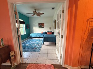 4 chambres, fer et planche à repasser, Wi-Fi