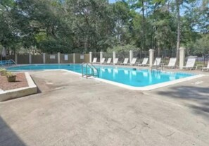 Pool - On Island | Pool | Tennis | Pet Friendly | Parking (Hilton Head Island)
